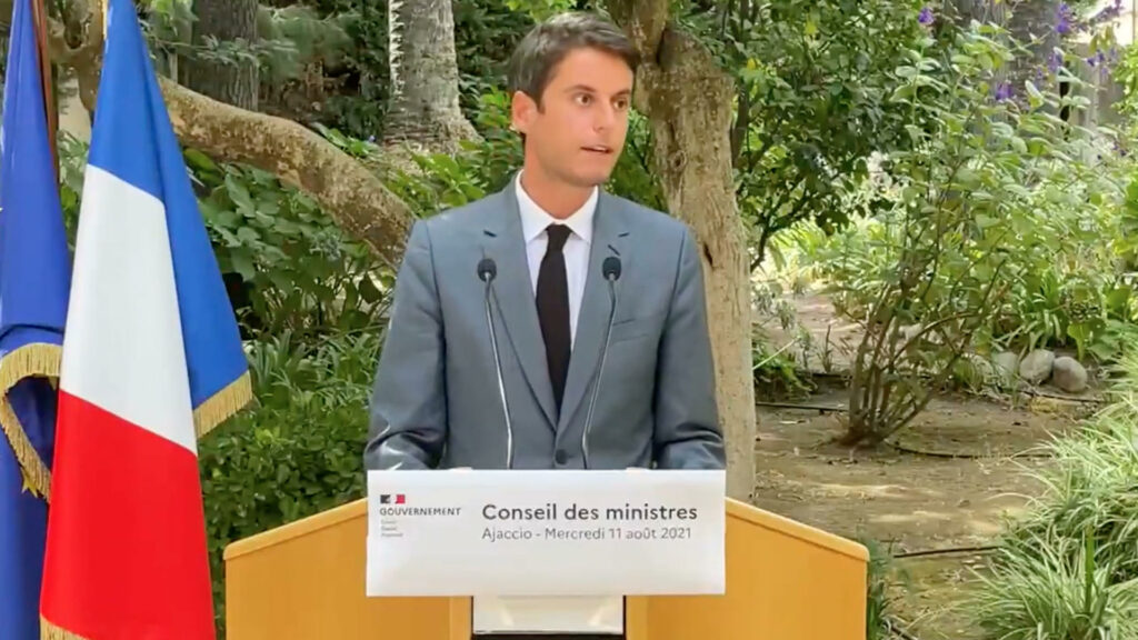 Le porte-parole Gabriel Attal a fait le compte rendu du conseil de Défense sanitaire du 11 août. // Source : Capture Numerama Le porte-parole Gabriel Attal a fait le compte rendu du conseil de Défense sanitaire du 11 août. // Source : Capture Numerama