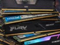 Pile de RAM DDR4/DDR5 // Source : Sora Pile de RAM DDR4/DDR5 // Source : Sora