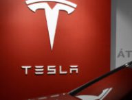 Tesla // Source : Milan Csizmadia / Unsplash