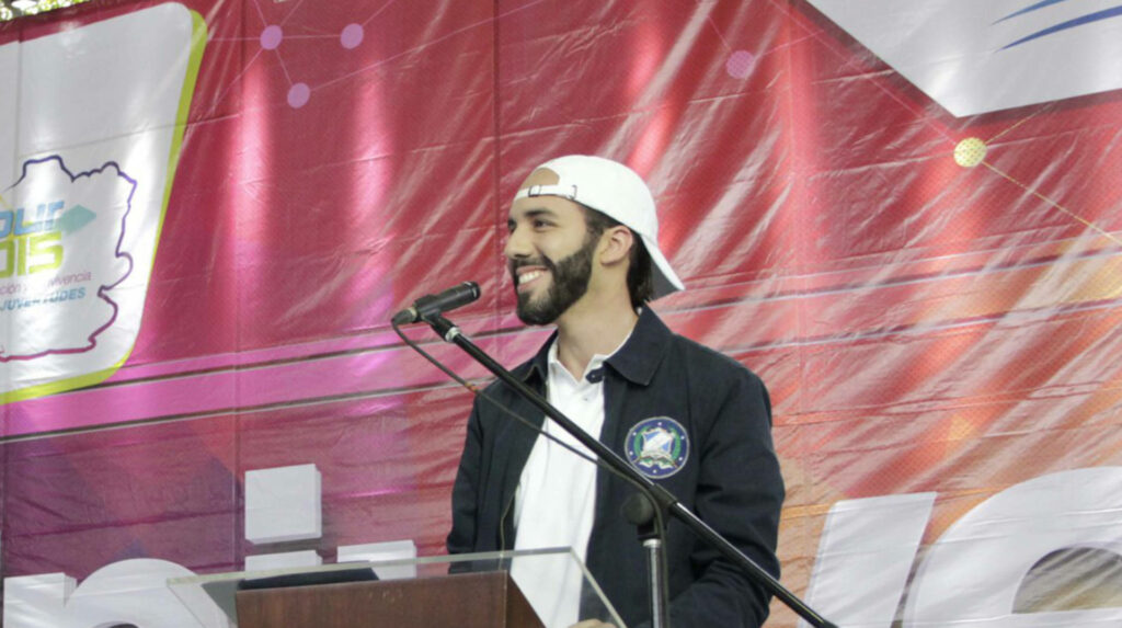 Le président salvadorien Nayib Bukele a mené la transition bitcoin tambour battant. // Source : Flickr / Presidencia El Salvador Le président salvadorien Nayib Bukele a mené la transition bitcoin tambour battant. // Source : Flickr / Presidencia El Salvador