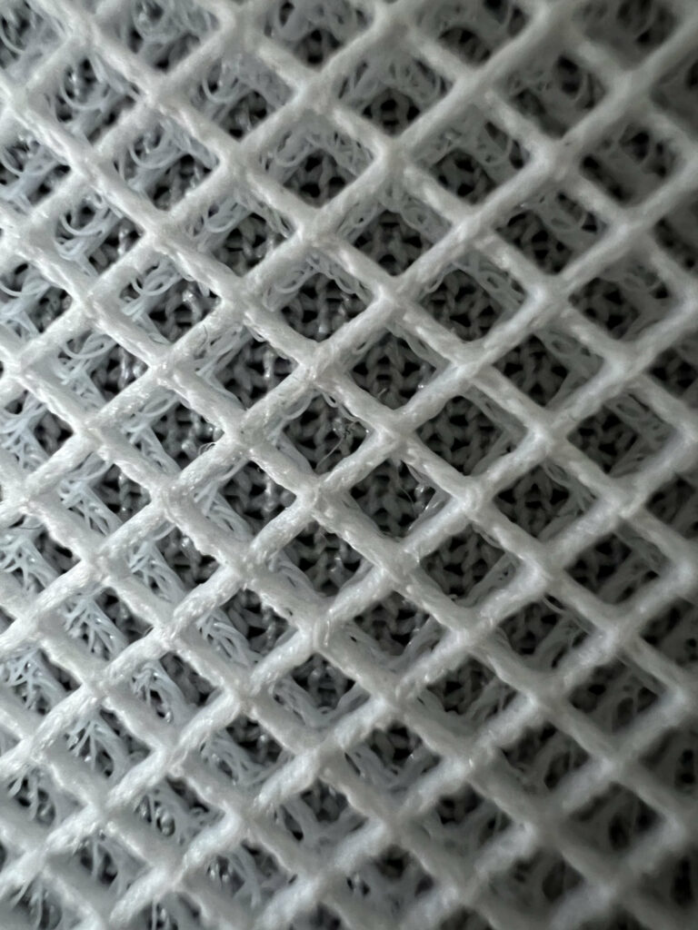 Un HomePod au mode macro de l'iPhone 13 // Source : Numerama Un HomePod au mode macro de l'iPhone 13 // Source : Numerama