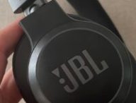 Le casque JBL Live 660NC // Source : Maxime Claudel pour Numerama