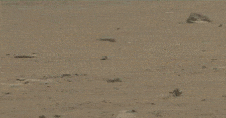 Ingenuity lors de son 5e vol sur Mars. // Source : NASA/JPL-Caltech/ASU/MSSS Ingenuity lors de son 5e vol sur Mars. // Source : NASA/JPL-Caltech/ASU/MSSS