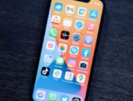 L'iPhone 13 mini d'Apple // Source : Numerama/Louise Audry