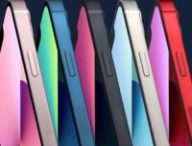 Le nouvel iPhone 13 en plusieurs couleurs // Source : YouTube/Apple