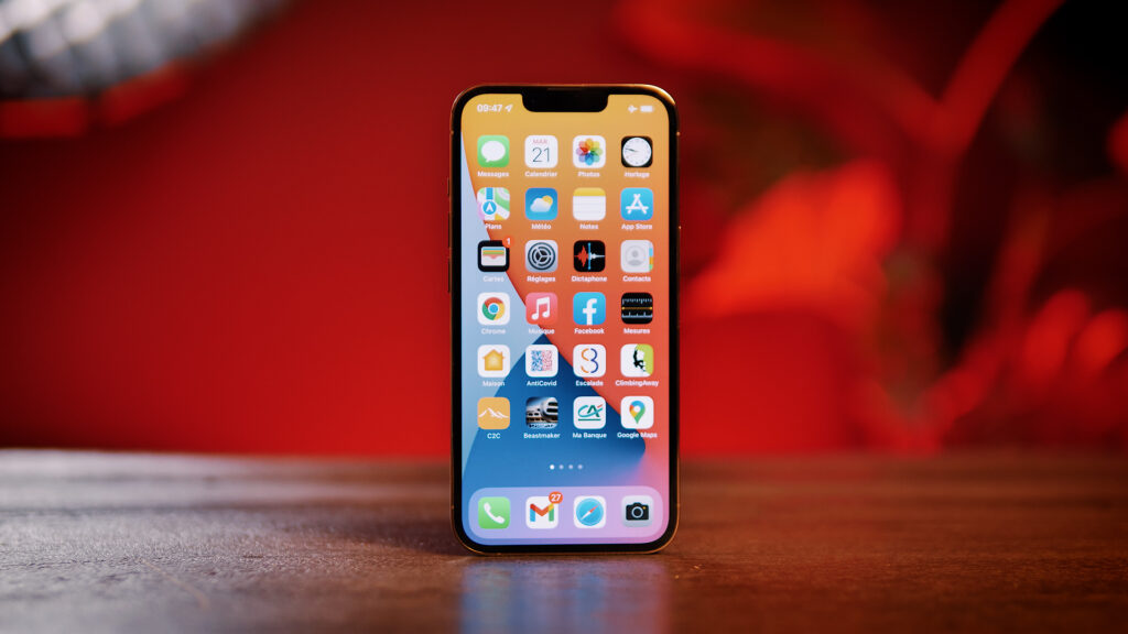 L'iPhone 13 Pro. // Source : Louise Audry pour Numerama L'iPhone 13 Pro. // Source : Louise Audry pour Numerama