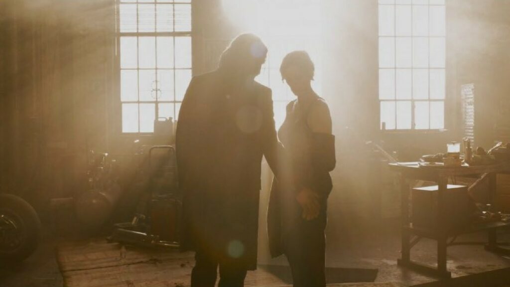 On dirait bien Neo et Trinity. // Source : Warner On dirait bien Neo et Trinity. // Source : Warner