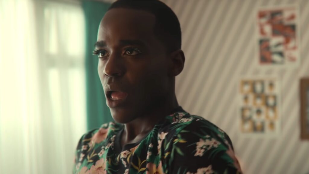 Eric dans la saison 3 de Sex Education // Source : YouTube/Netflix