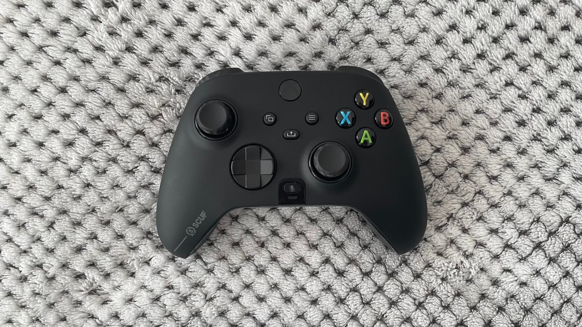 Manette Scuf Gaming Instinct Pro pour Xbox // Source : Maxime Claudel pour Numerama Manette Scuf Gaming Instinct Pro pour Xbox // Source : Maxime Claudel pour Numerama