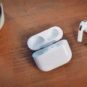 Airpods 3 // Source : Louise Audry pour Numerama Airpods 3 // Source : Louise Audry pour Numerama
