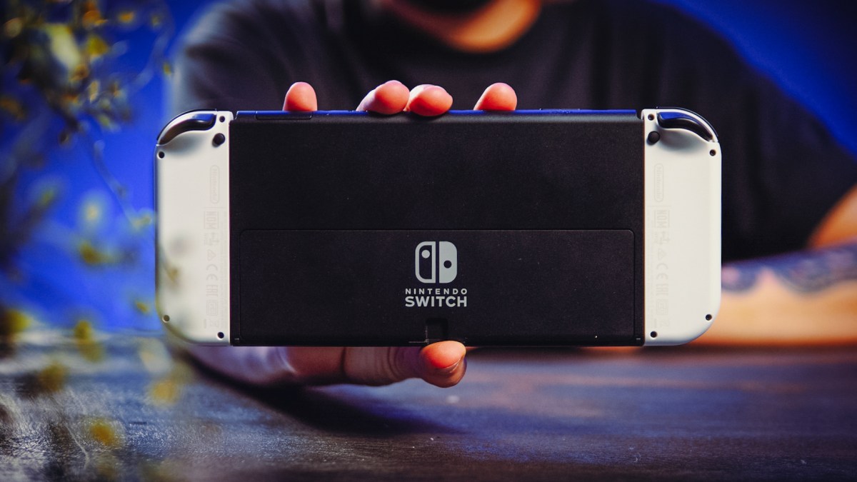 Nintendo Switch OLED // Source : Louise Audry pour Numerama Nintendo Switch OLED // Source : Louise Audry pour Numerama