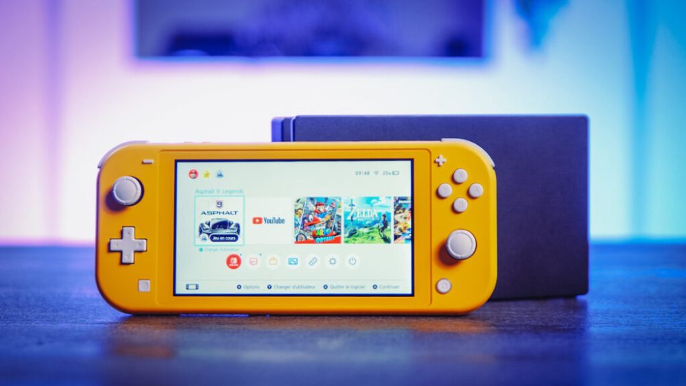 Nintendo Switch Lite // Source : Louise Audry pour Numerama Nintendo Switch Lite // Source : Louise Audry pour Numerama