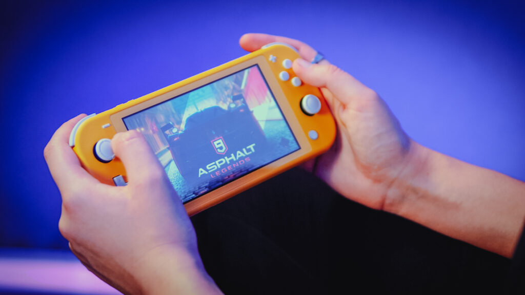Nintendo Switch Lite // Source : Louise Audry pour Numerama Nintendo Switch Lite // Source : Louise Audry pour Numerama