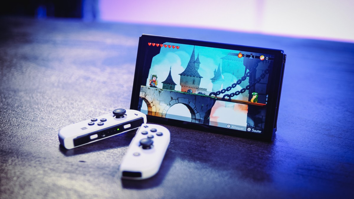 Nintendo Switch OLED // Source : Louise Audry pour Numerama Nintendo Switch OLED // Source : Louise Audry pour Numerama