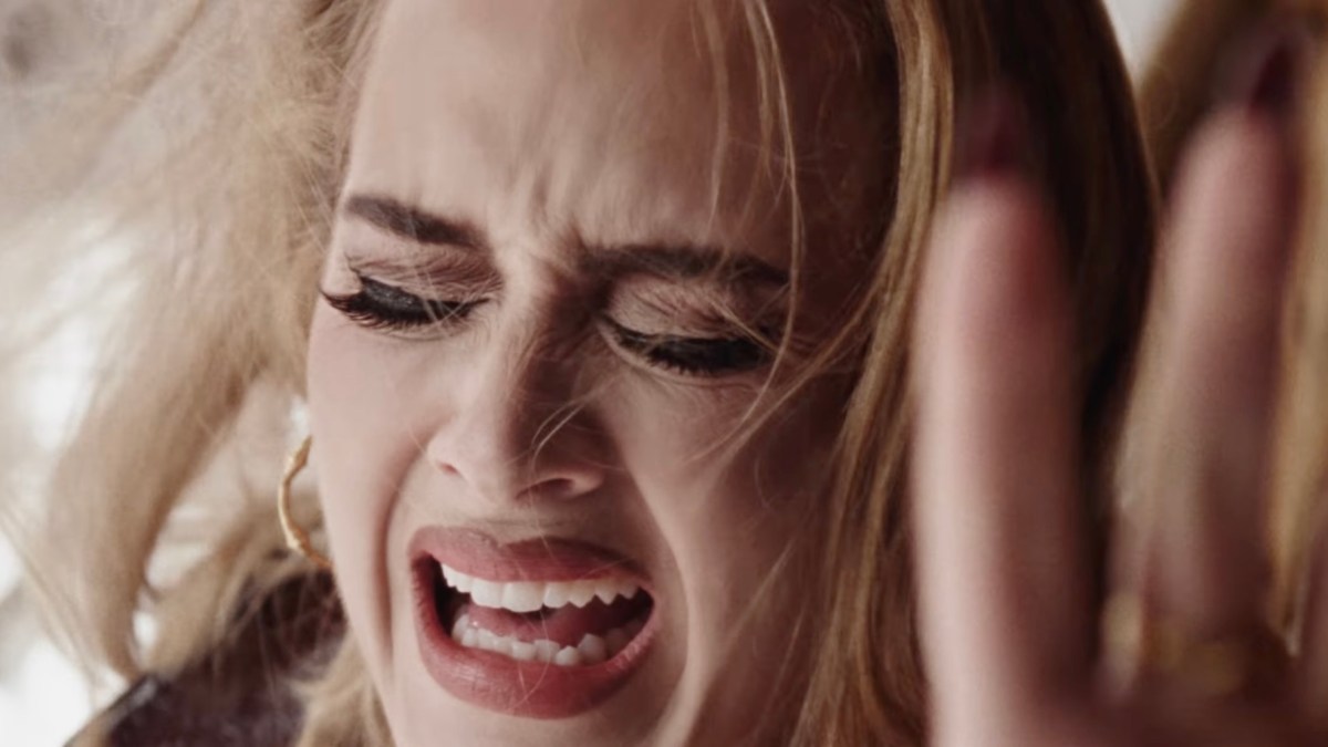 Source : YouTube/Adele Source : YouTube/Adele
