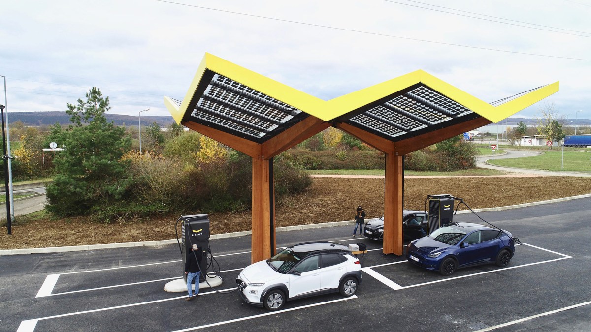 Station de recharge Fastned en France // Source : Fastned Station de recharge Fastned en France // Source : Fastned