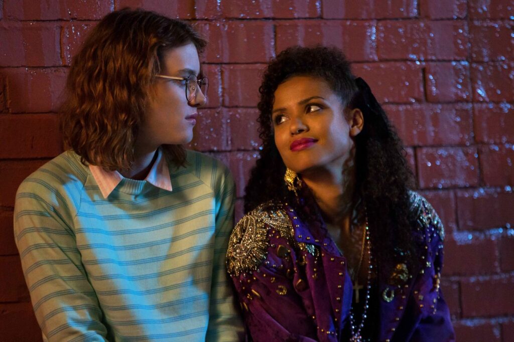 San Junipero, l'épisode 1 de la saison 3 de Black Mirror // Source : Netflix San Junipero, l'épisode 1 de la saison 3 de Black Mirror // Source : Netflix