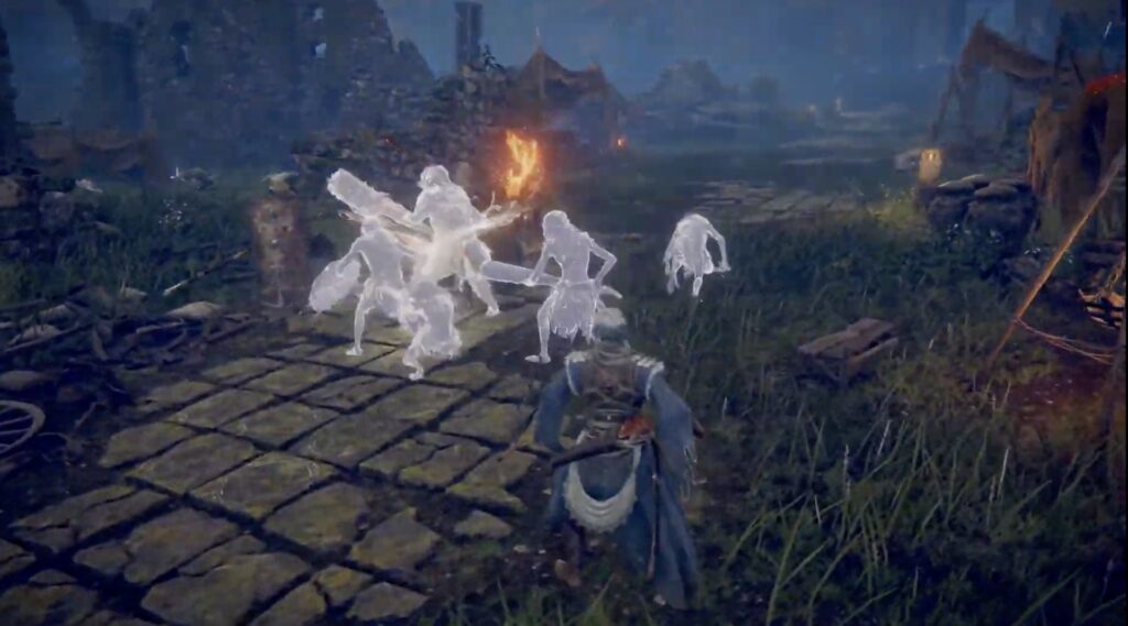 Faire apparaître des spectres de singes pour se battre à sa place, un move plutôt pratique contre les ennemis trop grands pour soi // Source : YouTube/ BANDAI NAMCO Europe Faire apparaître des spectres de singes pour se battre à sa place, un move plutôt pratique contre les ennemis trop grands pour soi // Source : YouTube/ BANDAI NAMCO Europe