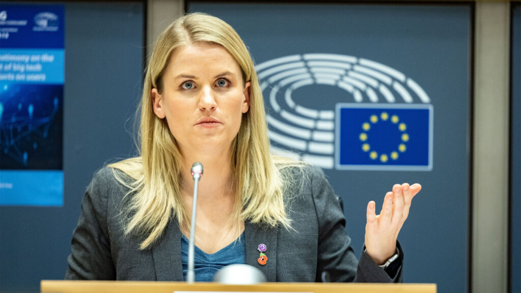 Frances Haugen au Parlement européen // Source : Alexis HAULOT © European Union 2021 - Source : EP Frances Haugen au Parlement européen // Source : Alexis HAULOT © European Union 2021 - Source : EP