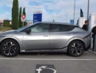 Kia EV6 en charge Ionity // Source : Raphaelle Baut pour Numerama Kia EV6 en charge Ionity // Source : Raphaelle Baut pour Numerama