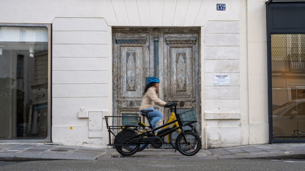 Le nouveau vélo électrique cargo de Moustache, nommé Lundi 20 // Source : Moustache / Utilisation autorisée pour Numerama Le nouveau vélo électrique cargo de Moustache, nommé Lundi 20 // Source : Moustache / Utilisation autorisée pour Numerama