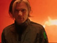 Orelsan dans le clip L'odeur de l'essence. // Source : Capture d'écran YouTube orelsan
