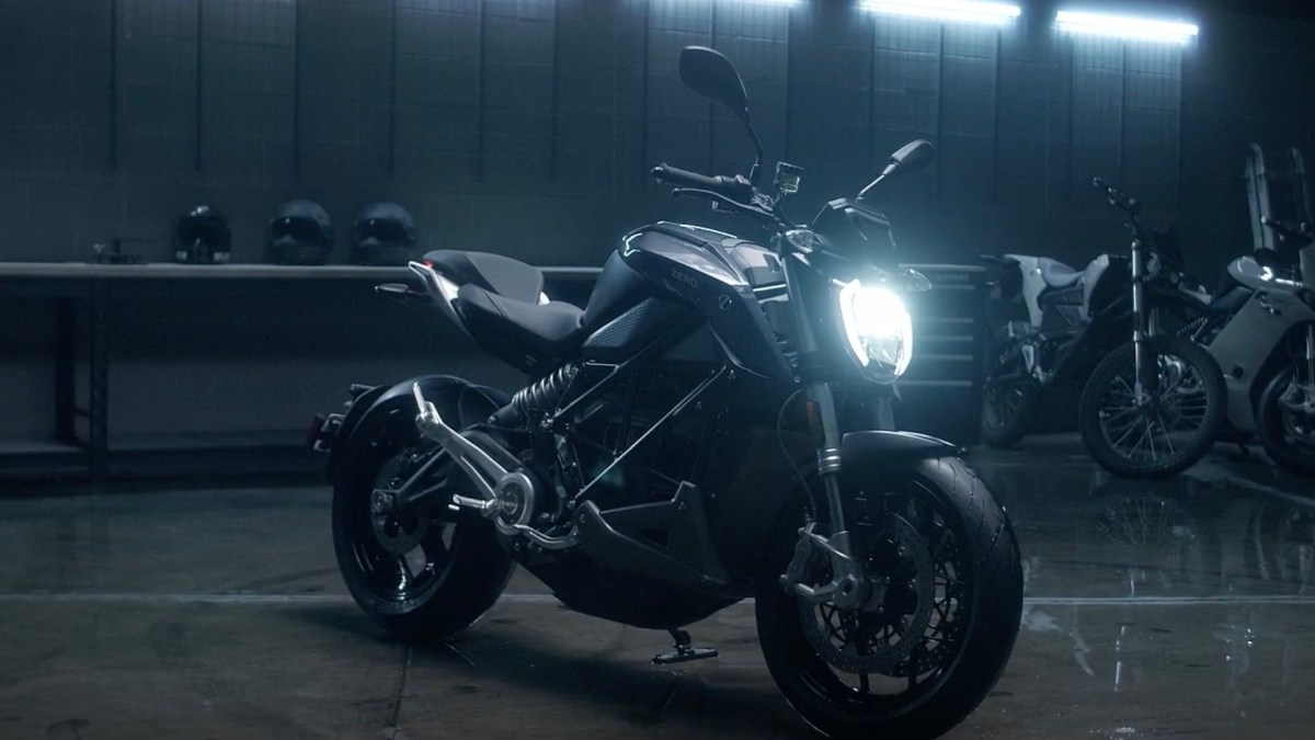 La nouvelle moto SR 2022 // Source : Zero Motorcycles La nouvelle moto SR 2022 // Source : Zero Motorcycles