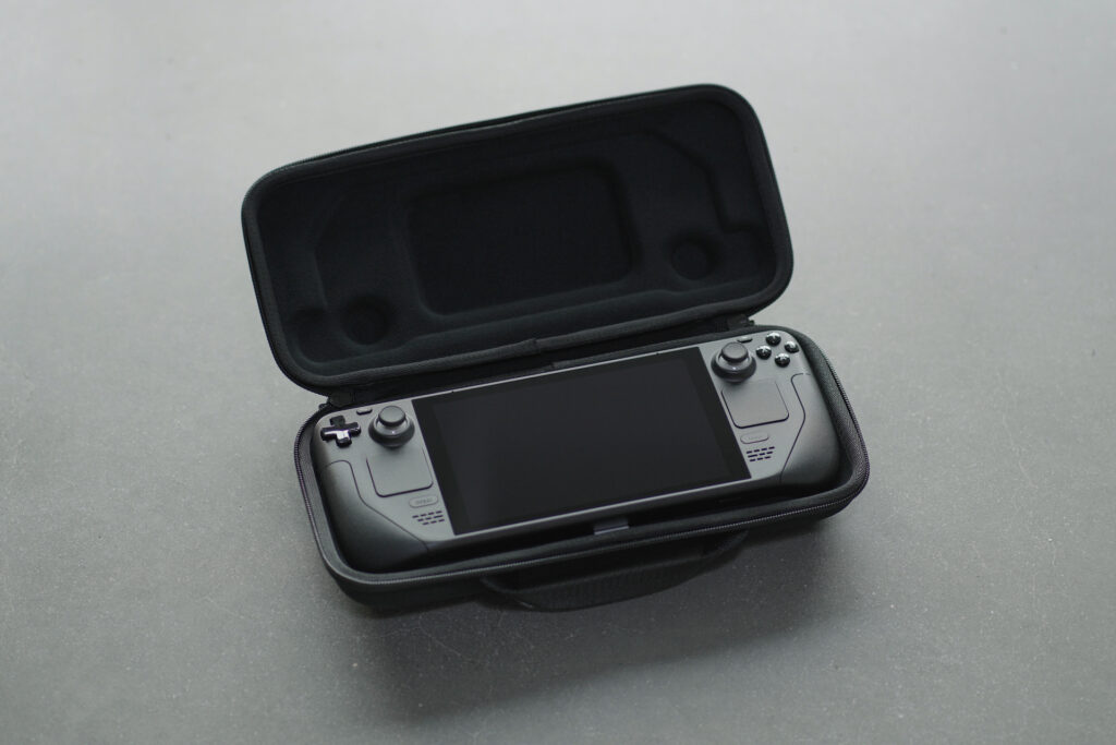 Packaging du Steam Deck de Valve // Source : Valve Packaging du Steam Deck de Valve // Source : Valve