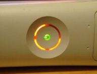 Le Red Ring of Death de la Xbox 360 // Source : Wikimedia Commons/Ryan Glenn Le Red Ring of Death de la Xbox 360 // Source : Wikimedia Commons/Ryan Glenn