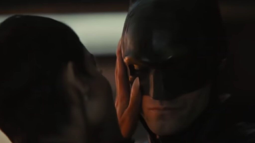Catwoman et Batman en train de flirter. // Source : Capture/Warner Catwoman et Batman en train de flirter. // Source : Capture/Warner