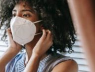 Le masque FFP2 est plus efficace que le masque chirurgical. // Source : Pexels Le masque FFP2 est plus efficace que le masque chirurgical. // Source : Pexels