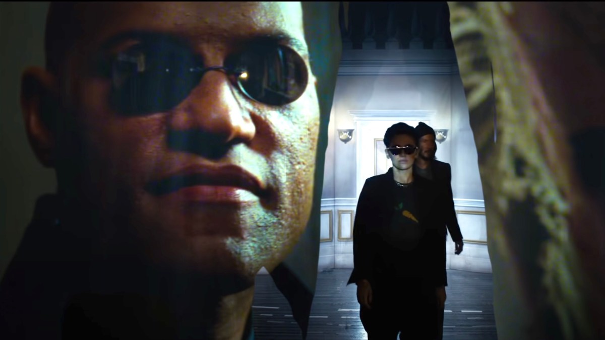 Laurence Fishburne de Matrix 1 est-il bien dans Matrix 4 ? // Source : YouTube/Warner Bros. Pictures Laurence Fishburne de Matrix 1 est-il bien dans Matrix 4 ? // Source : YouTube/Warner Bros. Pictures