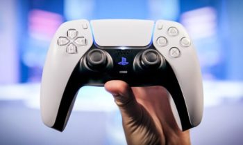 La manette de la PS5. // Source : Numerama La manette de la PS5. // Source : Numerama