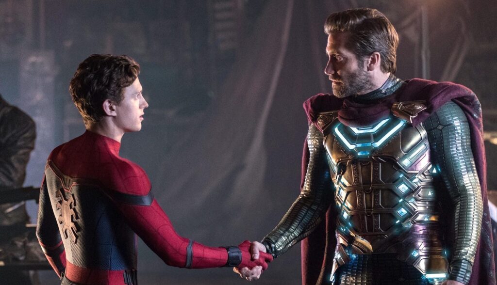 Spider-Man et Mystério au début de Far From Home // Source : Marvel Spider-Man et Mystério au début de Far From Home // Source : Marvel