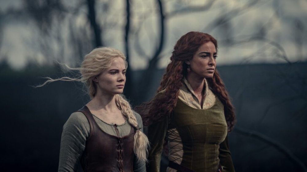 Ciri et Triss dans la saison 2 de The Witcher. // Source : Netflix Ciri et Triss dans la saison 2 de The Witcher. // Source : Netflix