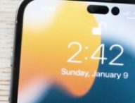 iPhone 14 : l'encoche pourrait être remplacée par ce double poinçon. // Source : Brian Tong / YouTube iPhone 14 : l'encoche pourrait être remplacée par ce double poinçon. // Source : Brian Tong / YouTube