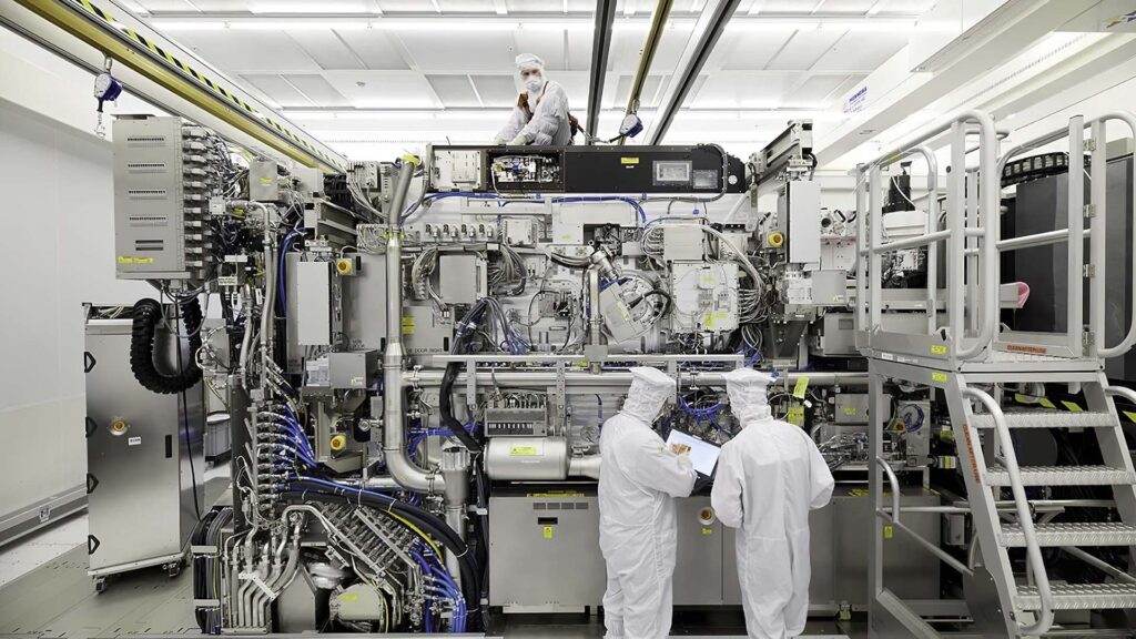 ASML ASML