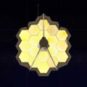 Miroir doré du JWST. // Source : NASA's Goddard Space Flight Center Miroir doré du JWST. // Source : NASA's Goddard Space Flight Center