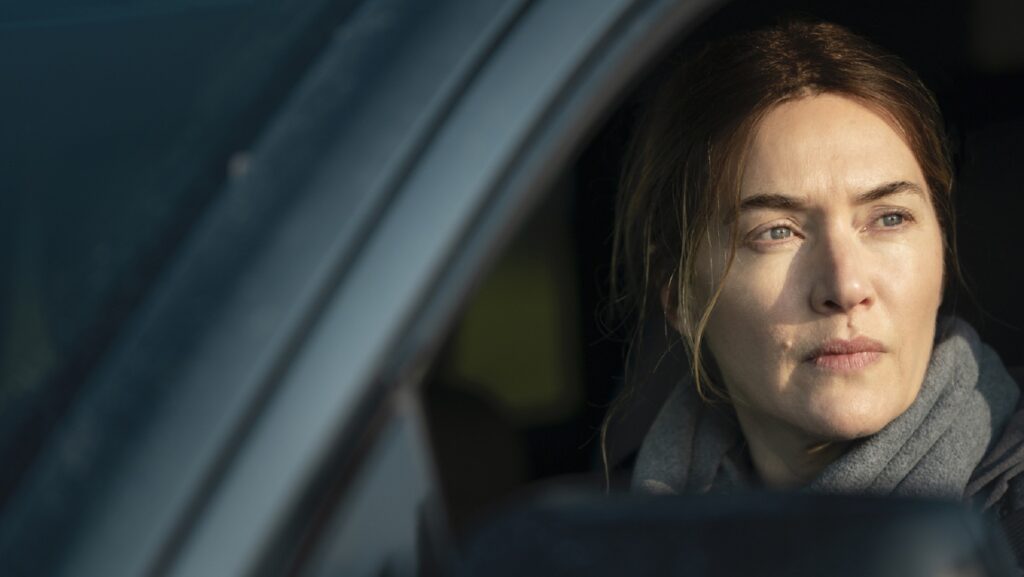 Kate Winslet est inoubliable dans Mare of Easttown // Source : Michele K. Short/HBO Kate Winslet est inoubliable dans Mare of Easttown // Source : Michele K. Short/HBO