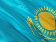 Le drapeau du Kazakhstan // Source : Jorono / Pixabay Le drapeau du Kazakhstan // Source : Jorono / Pixabay