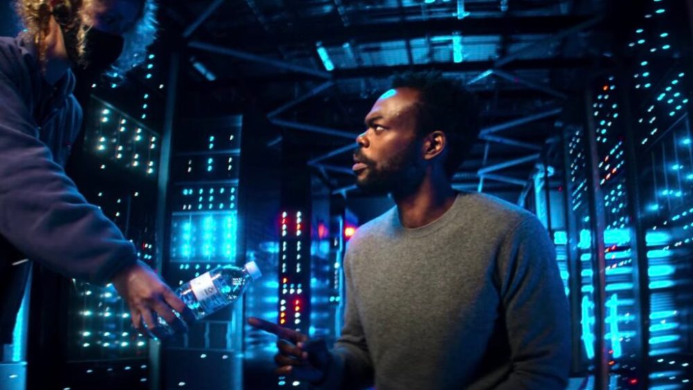 William Jackson Harper dans Mort à 2021 // Source : Netflix William Jackson Harper dans Mort à 2021 // Source : Netflix