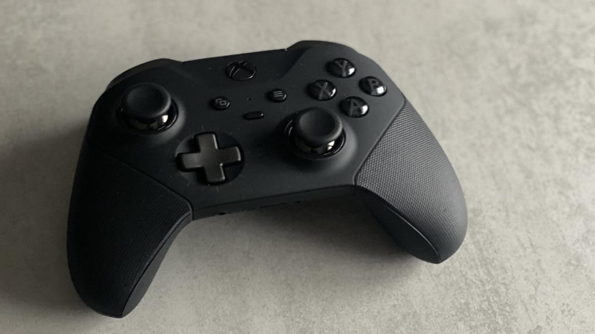 Manette Xbox Elite Series 2 // Source : Manette Xbox Elite Series 2 // Source : Maxime Claudel pour Numerama Manette Xbox Elite Series 2 // Source : Manette Xbox Elite Series 2 // Source : Maxime Claudel pour Numerama