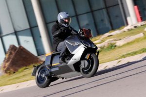 L'essai du BMW CE 04 par notre journaliste L'essai du BMW CE 04 par notre journaliste