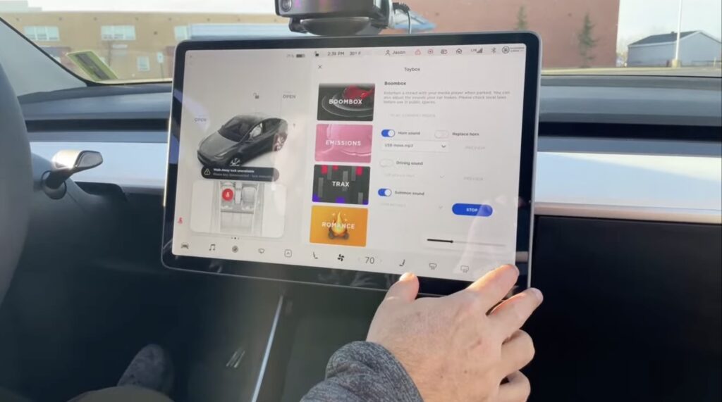 Source : Youtube/Everyday Tesla Source : Youtube/Everyday Tesla