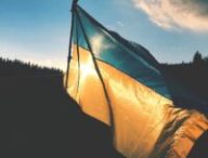 drapeau Ukraine // Source : Max Kukurudziak drapeau Ukraine // Source : Max Kukurudziak
