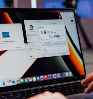 MacBook Pro 14 // Source : Louise Audry pour Numerama