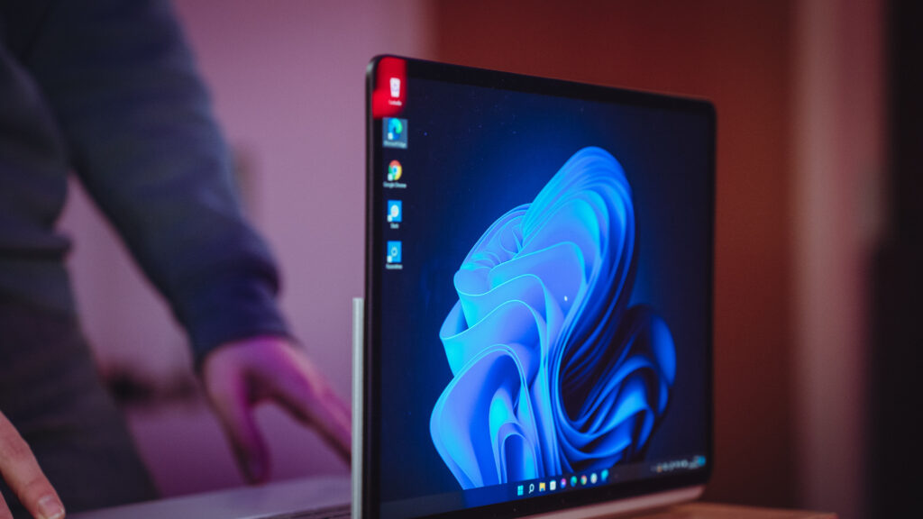 Surface Laptop Studio // Source : Louise Audry pour Numerama Surface Laptop Studio // Source : Louise Audry pour Numerama