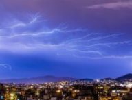 Éclair lors d'un orage. // Source : Pixabay Éclair lors d'un orage. // Source : Pixabay