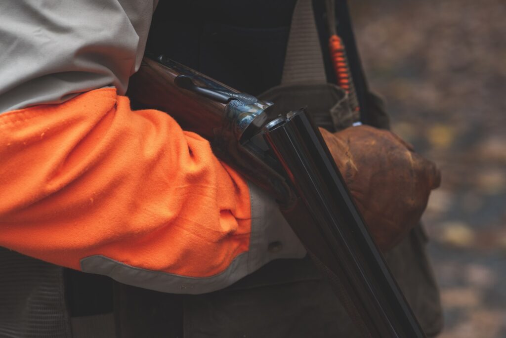 Des apps pour géolocaliser les chasseurs existent déjà // Source : Hunter Brumel / Unsplash Des apps pour géolocaliser les chasseurs existent déjà // Source : Hunter Brumel / Unsplash