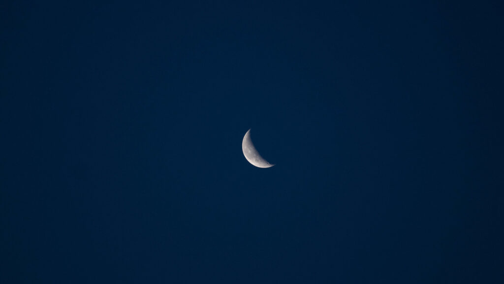 Croissant de Lune. // Source : Flickr/CC/simonrumi (photo recadrée) Croissant de Lune. // Source : Flickr/CC/simonrumi (photo recadrée)